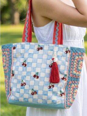 CHECKERBOARD CHERRY BEAD CROCHET PANEL
TOTE BAG